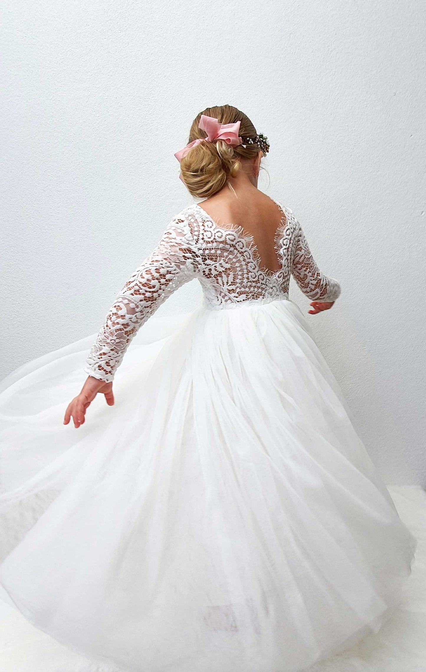 Swan White Flower Girl Lace Dress
