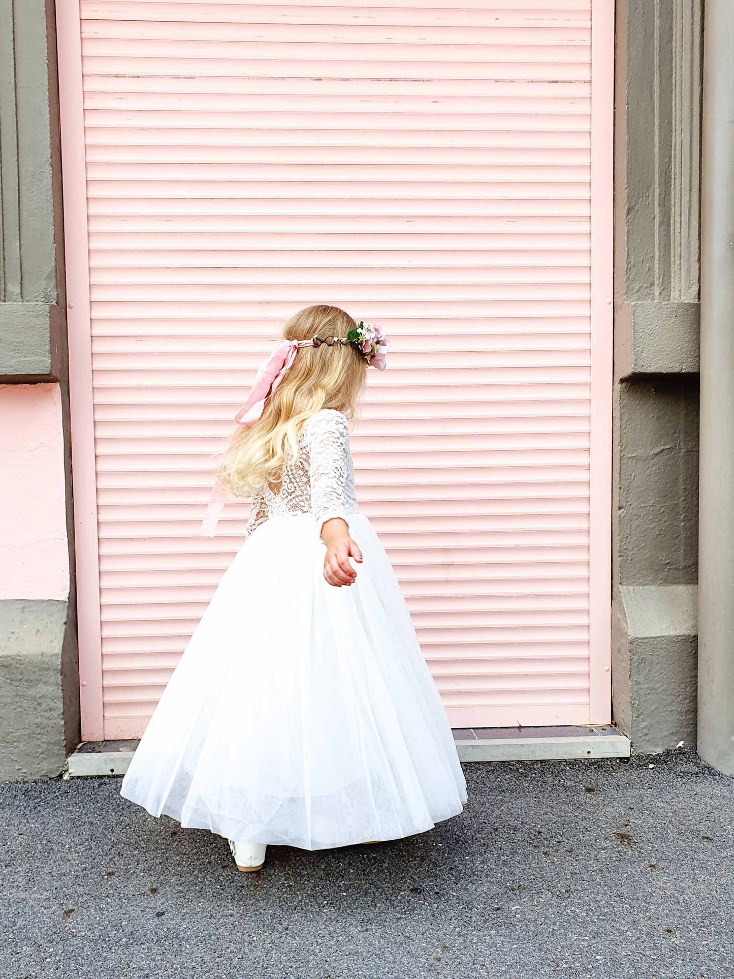 Swan White Flower Girl Lace Dress